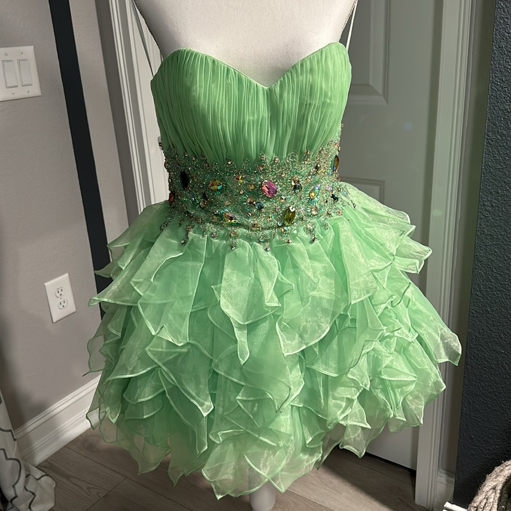 ✨This exquisite Tinkerbell Prom Dress is a must-have for any special occasion.